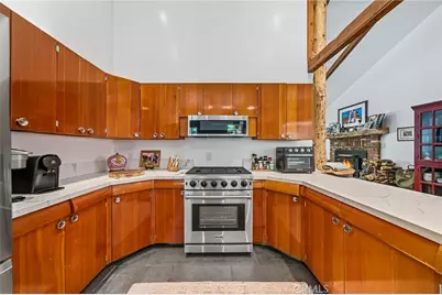 25106 Rim Rock Rd, Idyllwild, CA 92549 - Photo 22