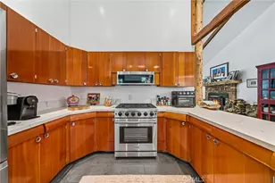 25106 Rim Rock Rd, Idyllwild, CA 92549 - Photo 22