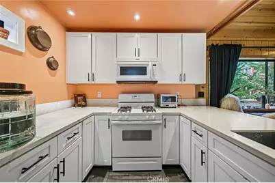 25106 Rim Rock Rd, Idyllwild, CA 92549 - Photo 58