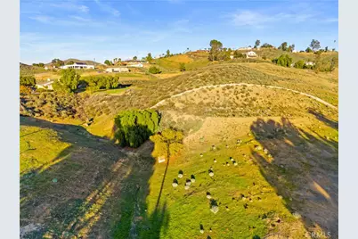 23930 Beverly, Menifee, CA 92587 - Photo 14