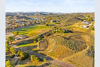 23930 Beverly, Menifee, CA 92587 - Photo 2