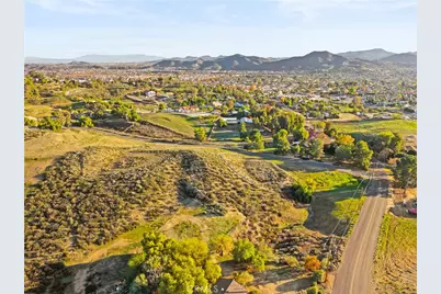 23930 Beverly, Menifee, CA 92587 - Photo 6