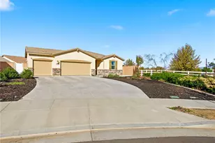 1903 Breachy, Hemet, CA 92545 - Photo 2