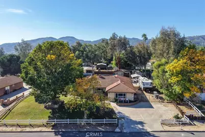 22287 Black Beauty, Wildomar, CA 92595 - Photo 2