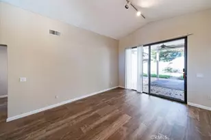 39739 Old Carriage, Murrieta, CA 92563 - Photo 6
