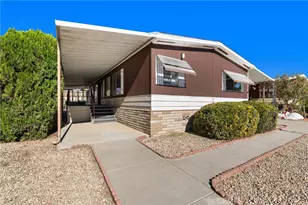 30810 Paradise Palm Ave, Homeland, CA 92548 - Photo 2