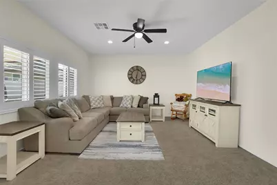 30853 Pony Express, Winchester, CA 92596 - Photo 2