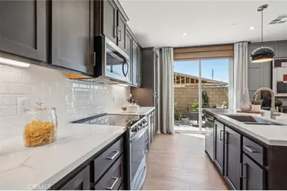 6366 Moonfire Lane, Fontana, CA 92336 - Photo 12