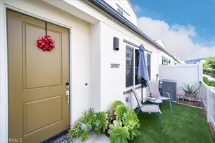35157 Grove Trl, Fallbrook, CA 92028 - Photo 4