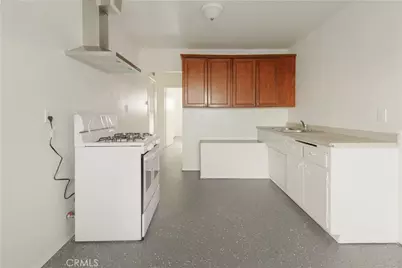 437 N Franklin Street, Hemet, CA 92543 - Photo 2