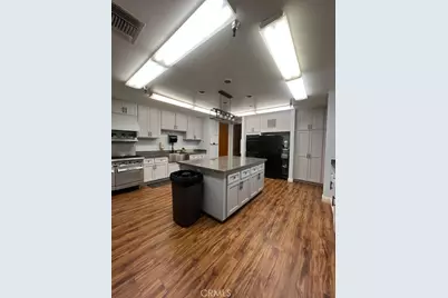 1295 S Cawston Avenue, Hemet, CA 92545 - Photo 32
