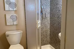 27657 Peninsula Dr, Lake Arrowhead, CA 92352 - Photo 24