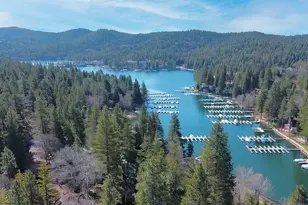 27657 Peninsula Dr, Lake Arrowhead, CA 92352 - Photo 32