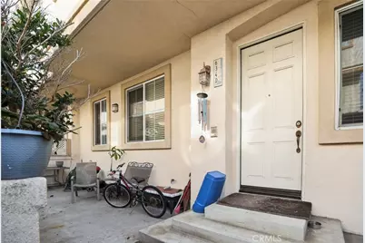 634 Meyer Lane #D, Redondo Beach, CA 90278 - Photo 1