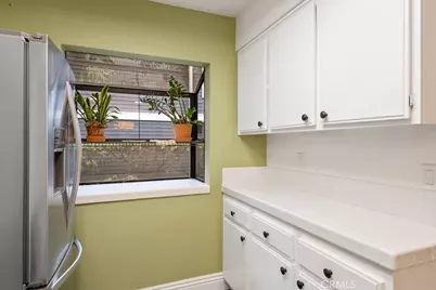 25661 Pine Creek, Wilmington, CA 90744 - Photo 14