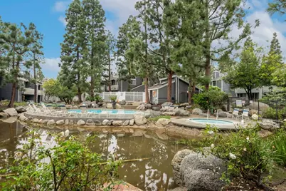 25661 Pine Creek, Wilmington, CA 90744 - Photo 32