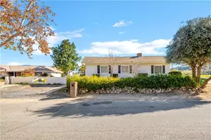 27454 Hemet, Hemet, CA 92544 - Photo 2