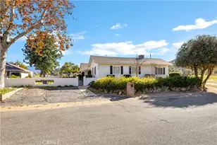 27454 Hemet, Hemet, CA 92544 - Photo 1