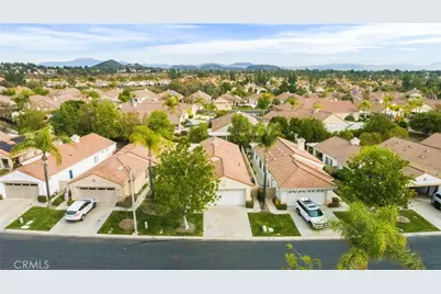 40624 Corte Albara, Murrieta, CA 92562 - Photo 42