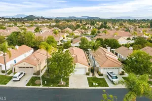 40624 Corte Albara, Murrieta, CA 92562 - Photo 42