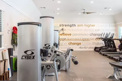 40624 Corte Albara, Murrieta, CA 92562 - Photo 32