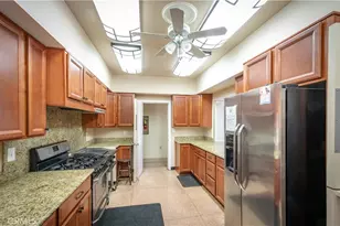 332 N Lyon Ave, Hemet, CA 92543 - Photo 32