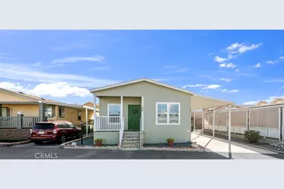 880 N Lake Street #20, Hemet, CA 92544 - Photo 2