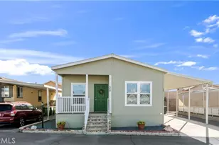 880 N Lake St, Hemet, CA 92544 - Photo 2