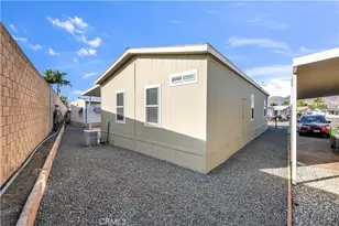 880 N Lake St, Hemet, CA 92544 - Photo 18