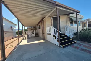 1381 Sierra Dr, San Jacinto, CA 92583 - Photo 2