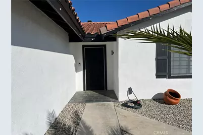 13535 Driftwood, Victorville, CA 92395 - Photo 4