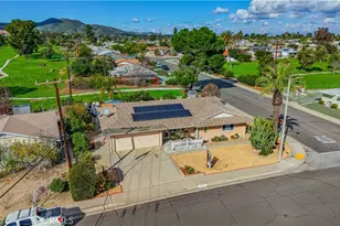 29217 Desert Hills Rd, Menifee, CA 92586 - Photo 2