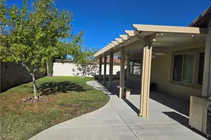 35211 Lantern Light, Winchester, CA 92596 - Photo 32