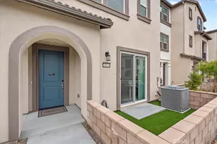 28076 Melrose Dr, Temecula, CA 92591 - Photo 2