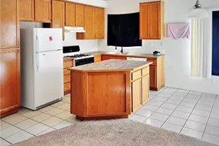 1816 Stratford, Lancaster, CA 93534 - Photo 6