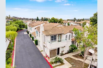 293 Reef Point Way #6, Oceanside, CA 92058 - Photo 1