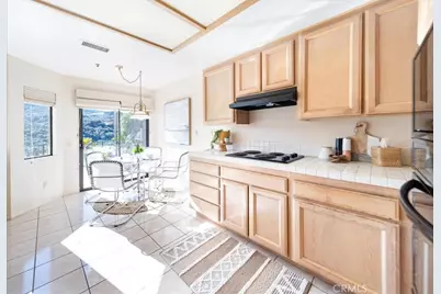 28742 Vista Valley Drive, Vista, CA 92084 - Photo 18