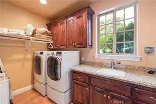 2328 Dos Lomas, Fallbrook, CA 92028 - Photo 16