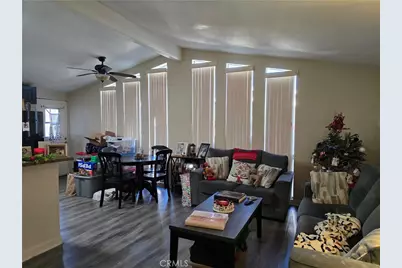 327 W Wilson #15, Costa Mesa, CA 92627 - Photo 4