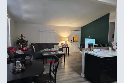 327 W Wilson #15, Costa Mesa, CA 92627 - Photo 8