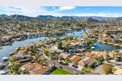 23832 Fair Weather, Canyon Lake, CA 92587 - Photo 48