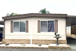 881 N Lake Street, Hemet, CA 92544 - Photo 1