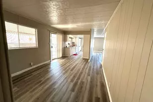 881 N Lake Street, Hemet, CA 92544 - Photo 8