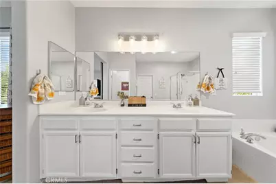 31598 Summerfield Lane, Murrieta, CA 92563 - Photo 20