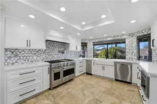 30951 Long Point, Canyon Lake, CA 92587 - Photo 4