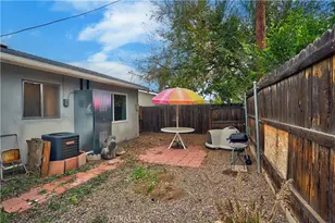 690 Barber, Hemet, CA 92543 - Photo 24