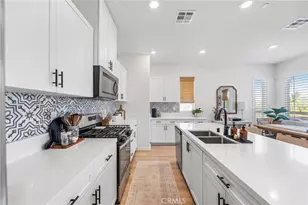 1060 Kendale Wy, Vista, CA 92081 - Photo 6