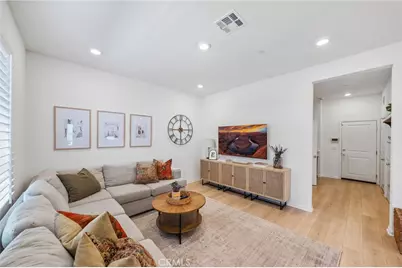 1060 Kendale Way, Vista, CA 92081 - Photo 8