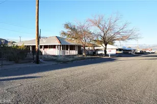 83040 Magnolia Ave, Trona, CA 93562 - Photo 4