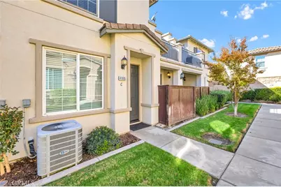 41885 Davenport Way #C, Murrieta, CA 92562 - Photo 2